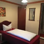 Ξενοδοχείο Pfaff 3*